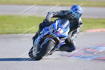 media/Jan-20-2023-Fastrack Riders (Fri) [[f2ad32aba3]]/Private/session 5 turn 13/